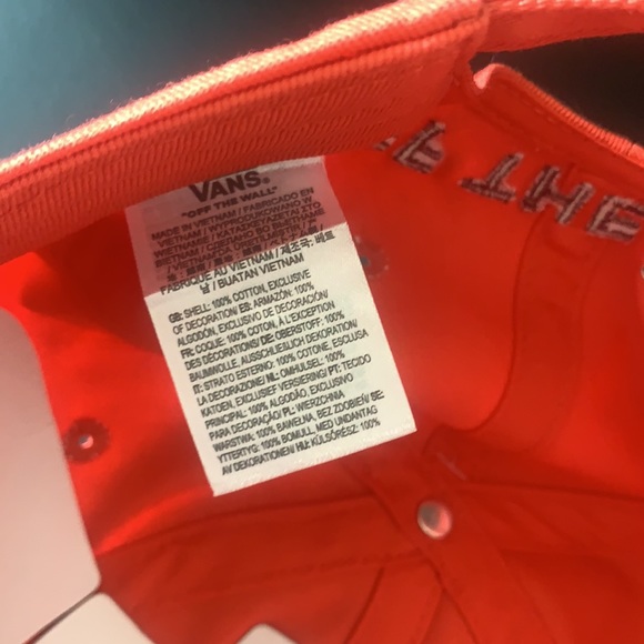 NWT Vans Off The Wall Court Side Hat - Picture 8 of 8